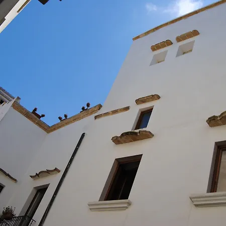 Palazzo Maestro & Corte Maestro Oda ve Kahvaltı Gallipoli