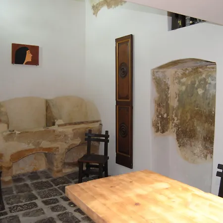 Palazzo Maestro & Corte Maestro גאליפולי