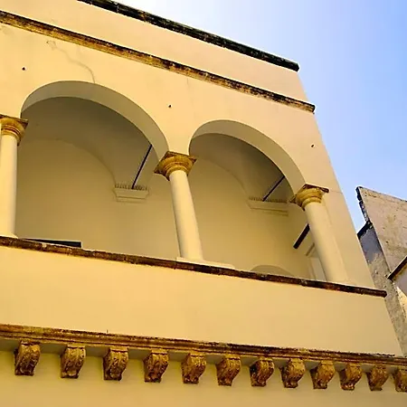 Bed & Breakfast Palazzo Maestro&corte Maestro 3*