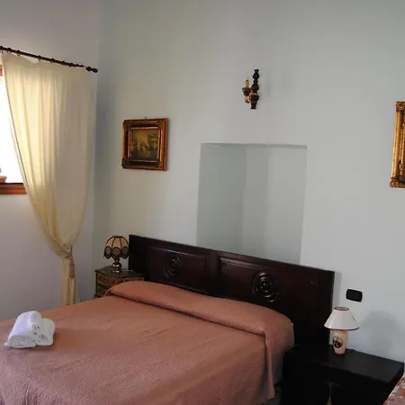 לינה וארוחת בוקר Palazzo Maestro & Corte Maestro 3*